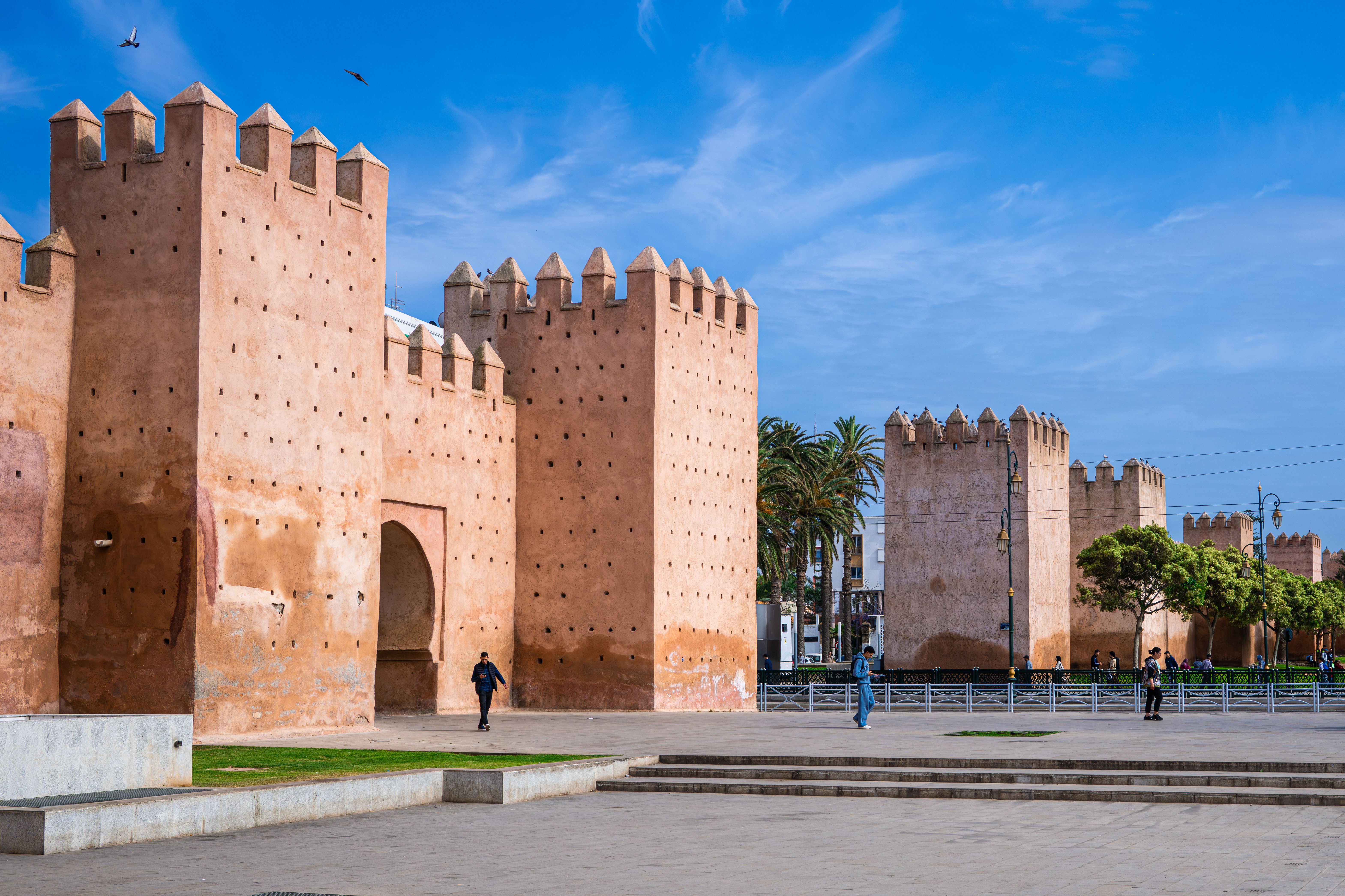La maestosa Torre di Hassan a Rabat